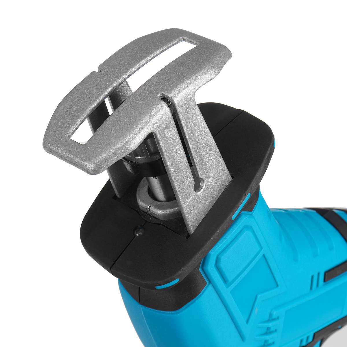 Reciprocating cordless saw