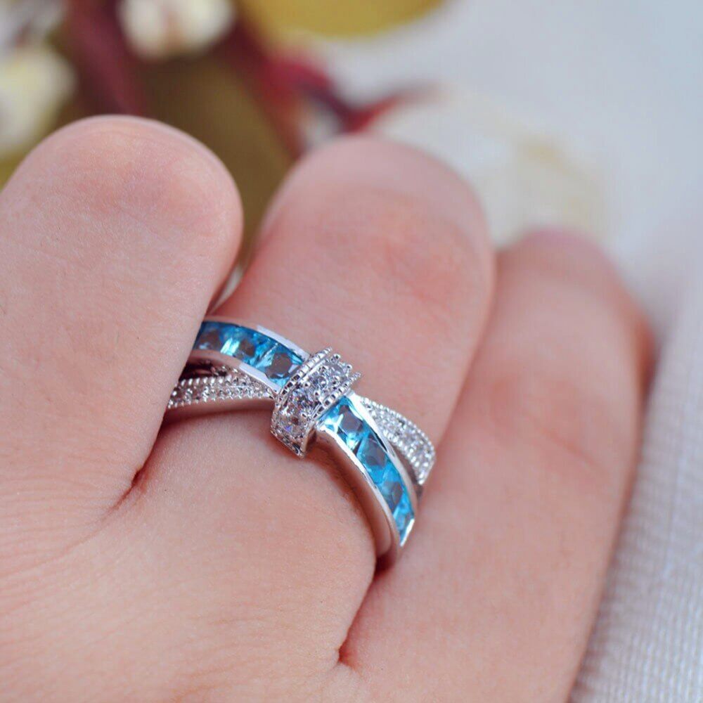 Criss Cross Crystal Ring