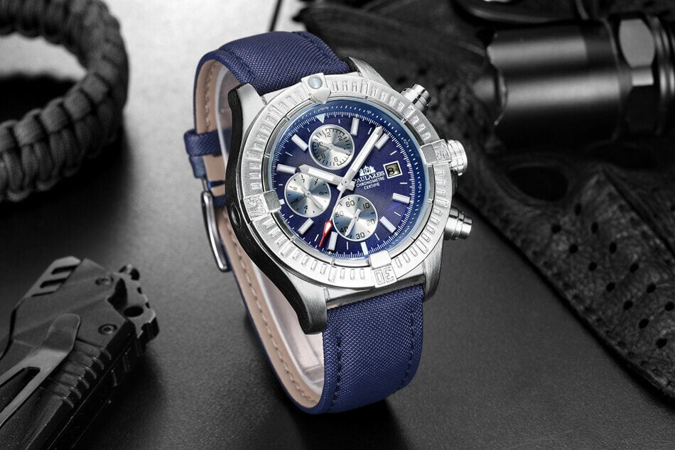 Automatic self-winding watch