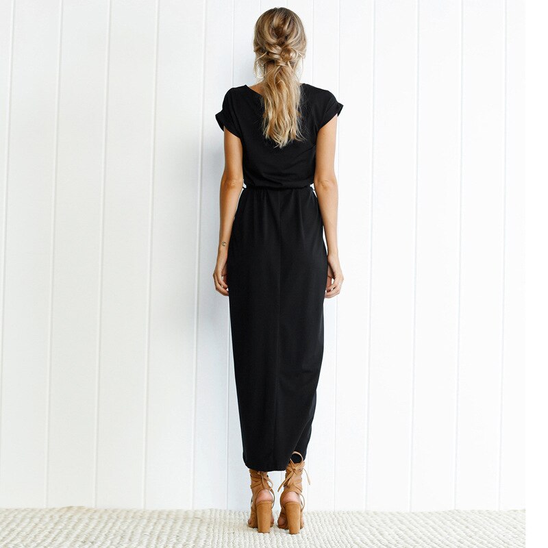 Maxi dress with short sleeves