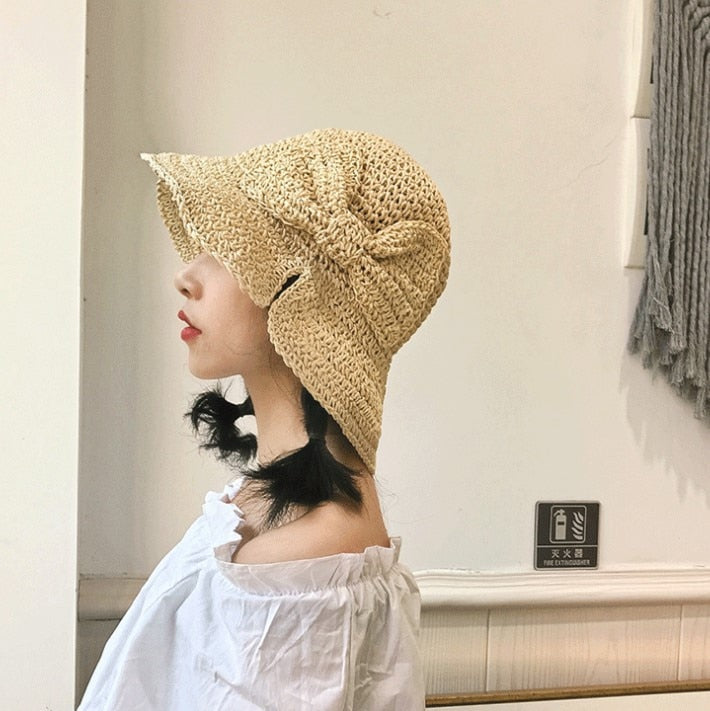 Wide brim straw hat