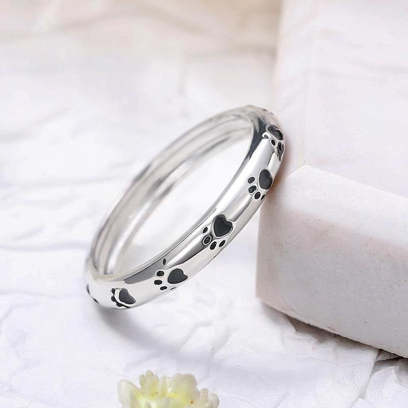 Dog Paw Ring