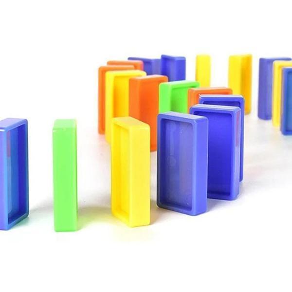 Automatic Domino Train