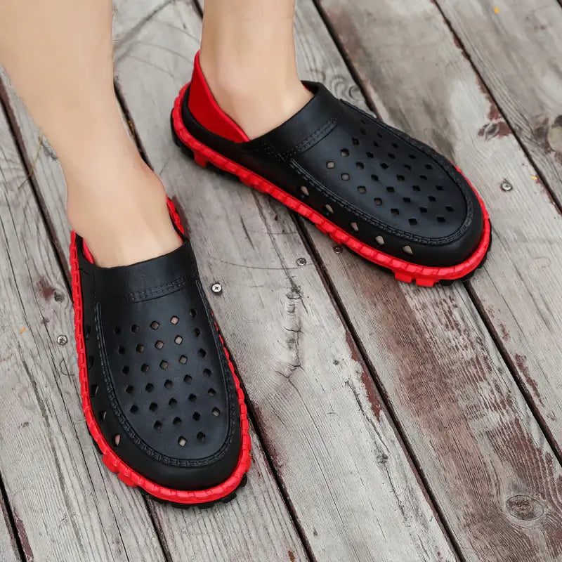Lightweight Hole Comfy Clogs