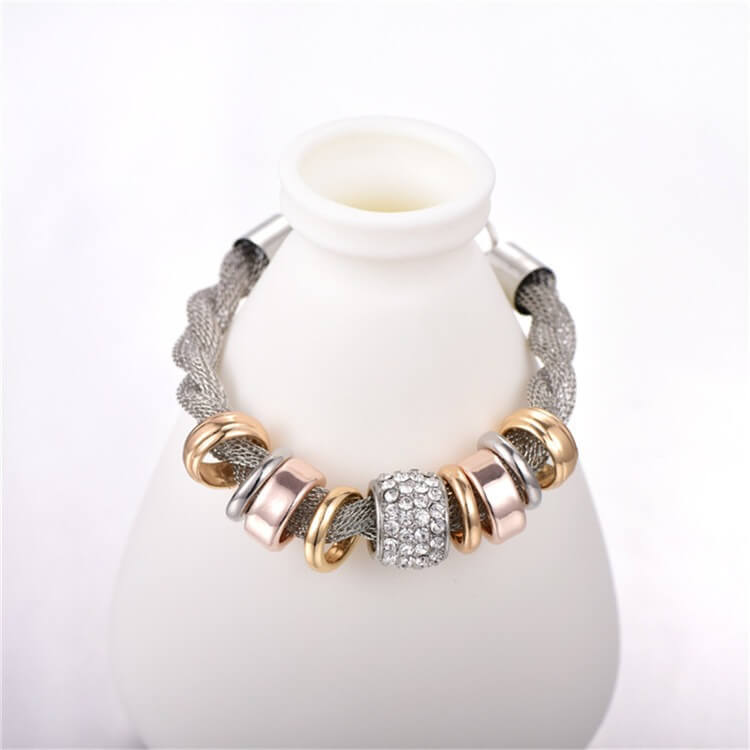 Intertwined Ring Accent Bracelet