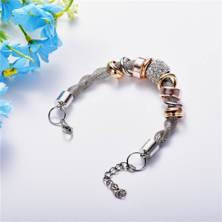 Intertwined Ring Accent Bracelet