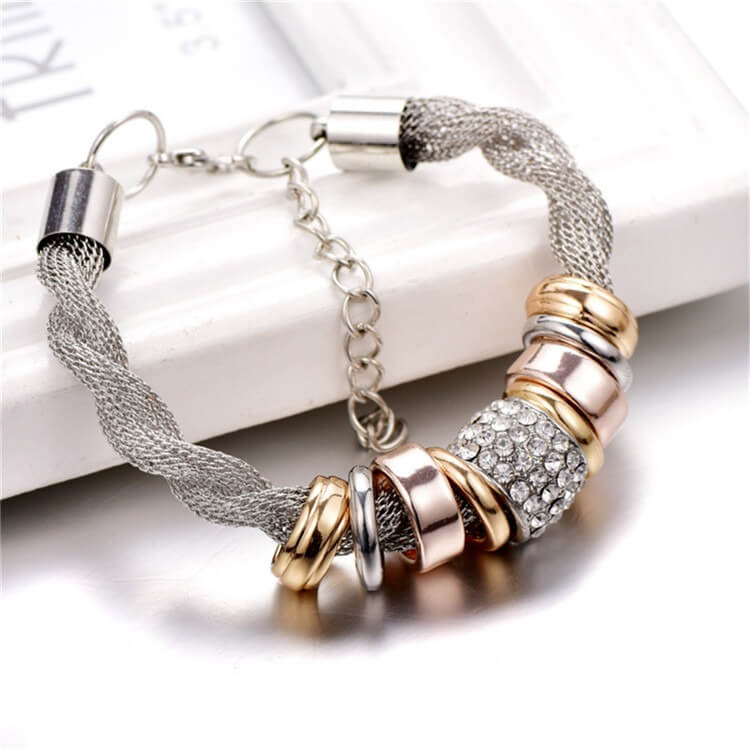 Intertwined Ring Accent Bracelet