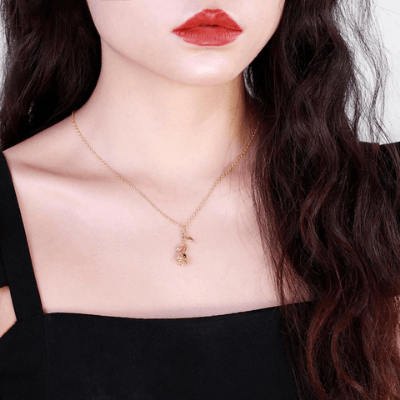 Rose Pendant Necklace