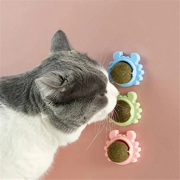 Crab Rotating Catnip Ball