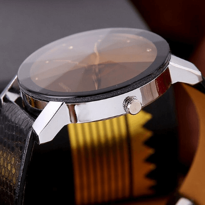 Quartz Men's Leather Watch