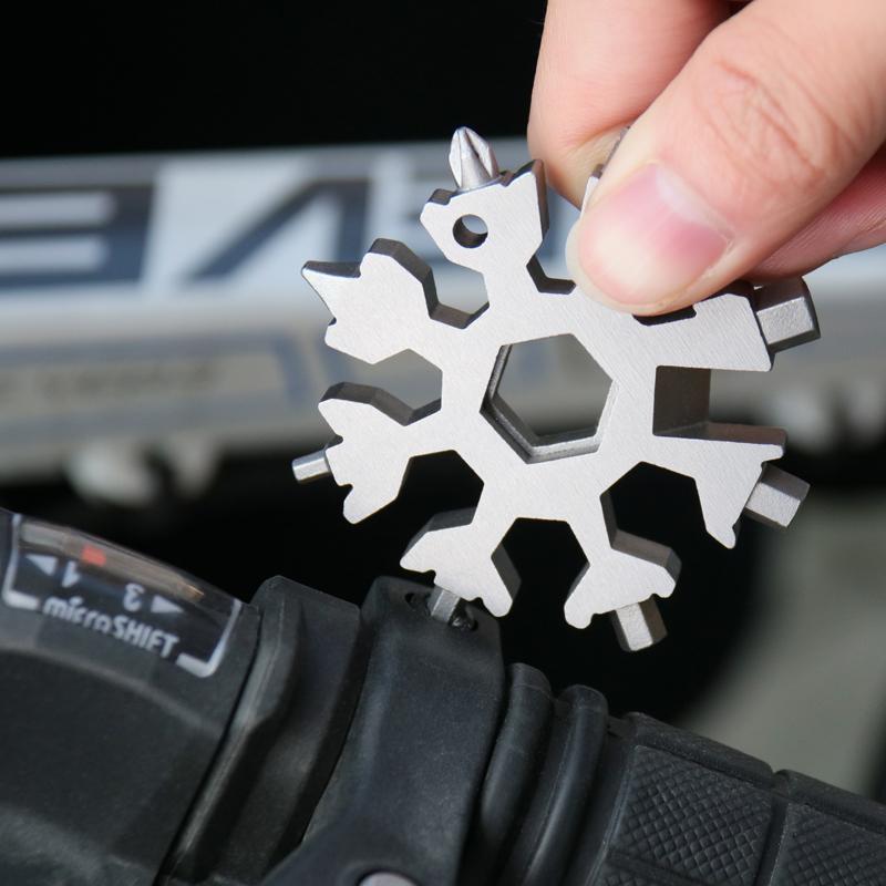 Saker® 18-in-1 Stainless Steel Snowflakes Multi-Tool