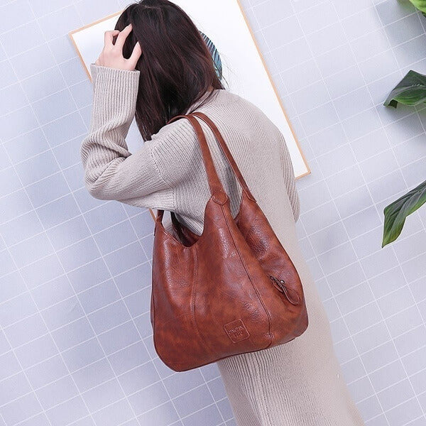 Large capacity leather bag