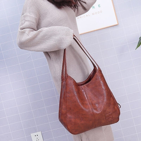 Large capacity leather bag