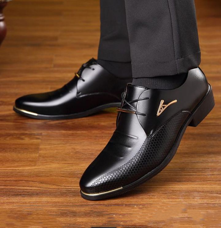 Classic leather men's shoes