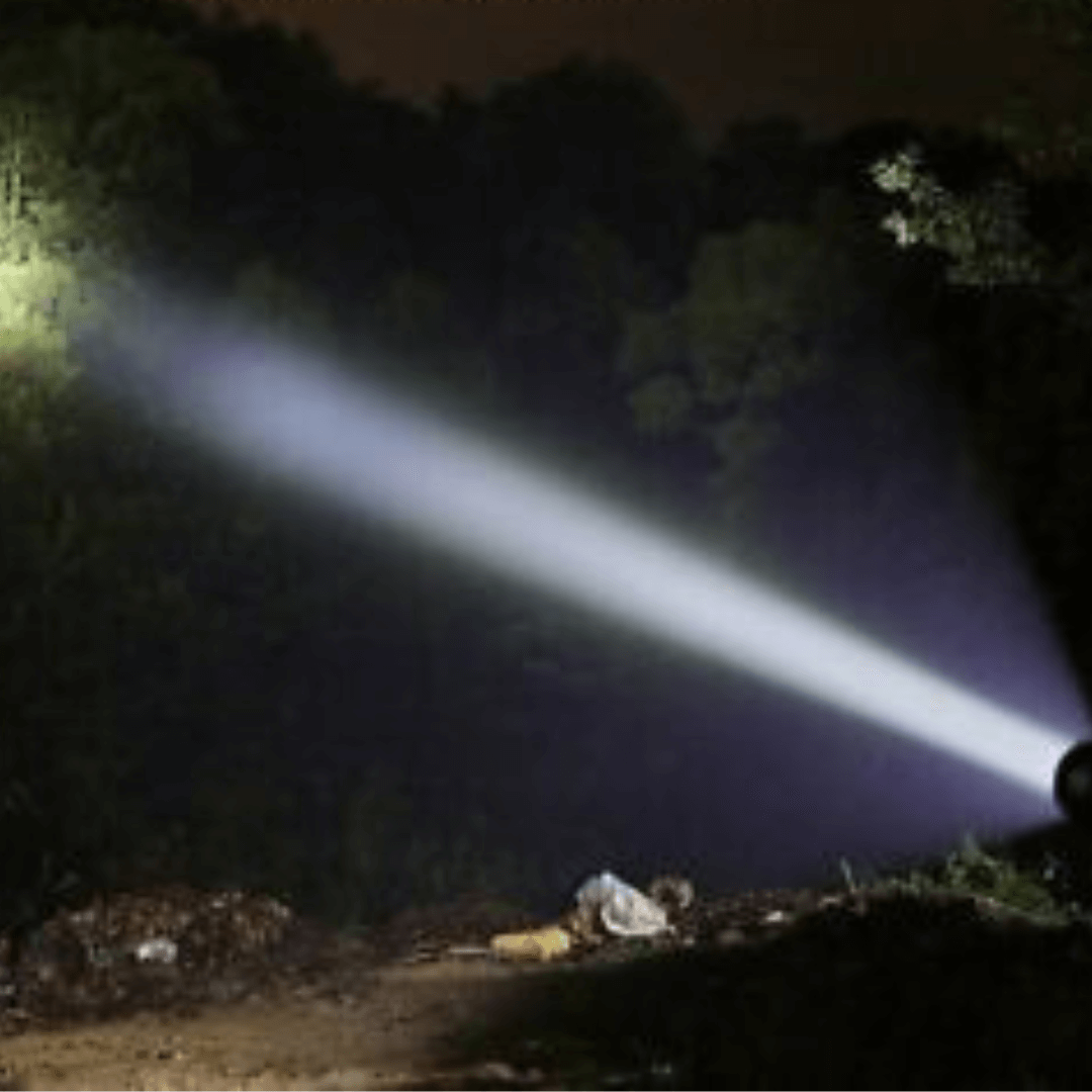 P1000 LED Rechargeable Flashlight