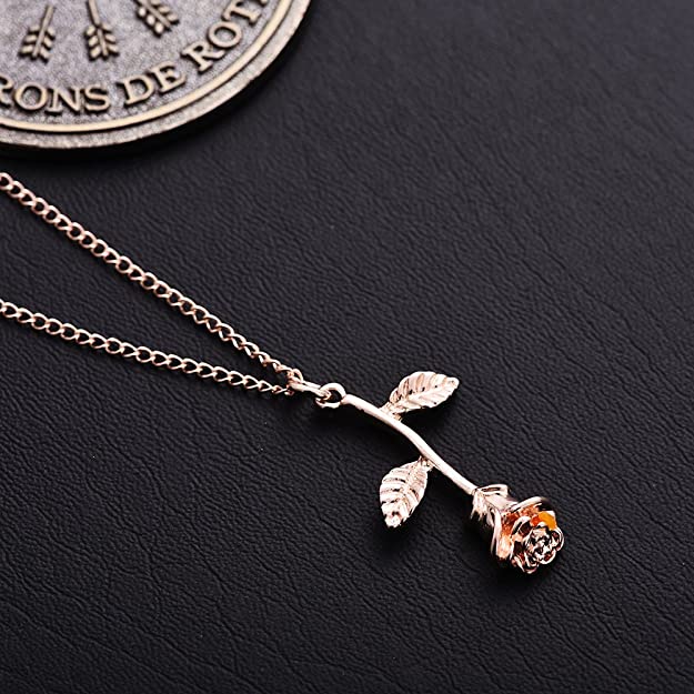 Rose Pendant Necklace
