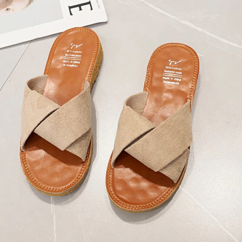 Criss-cross strap Sandals