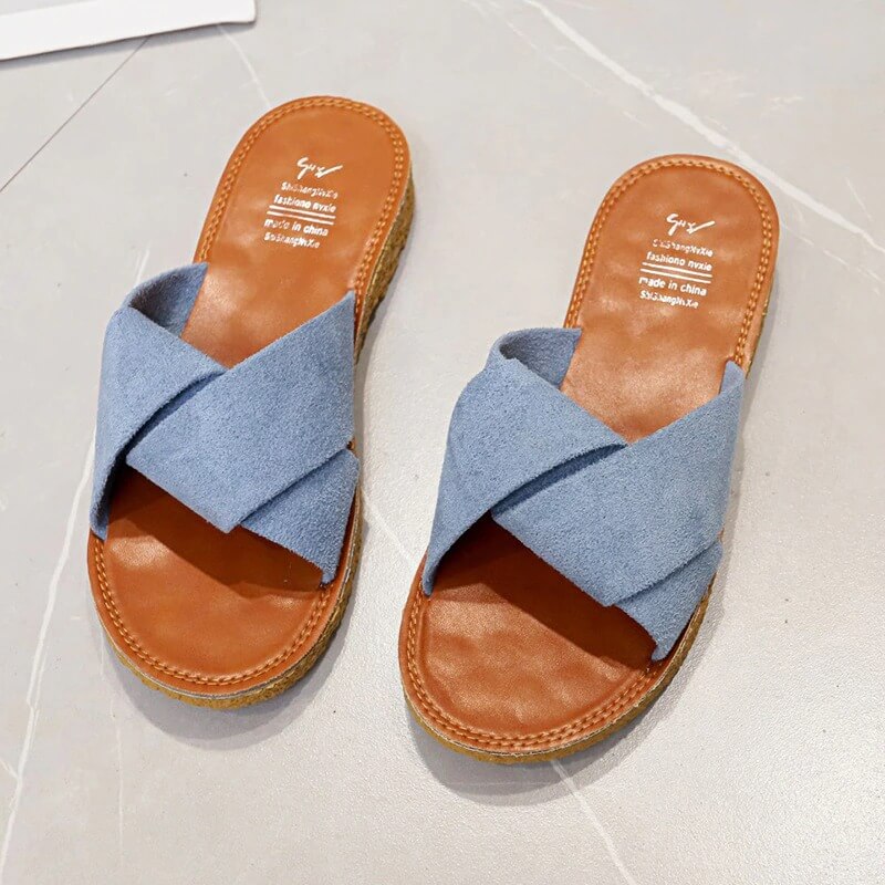 Criss-cross strap Sandals