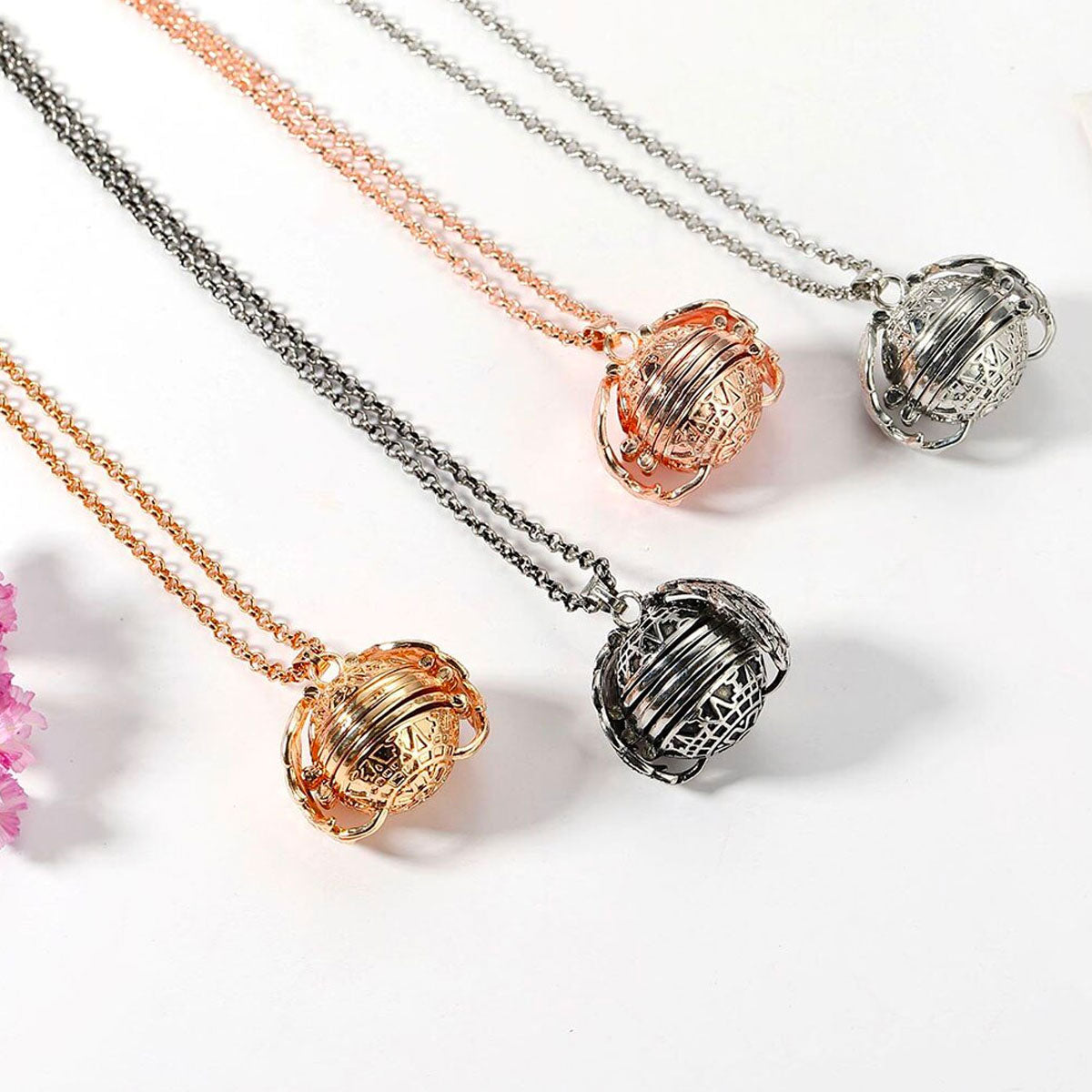 Expandable Photo Locket Necklace
