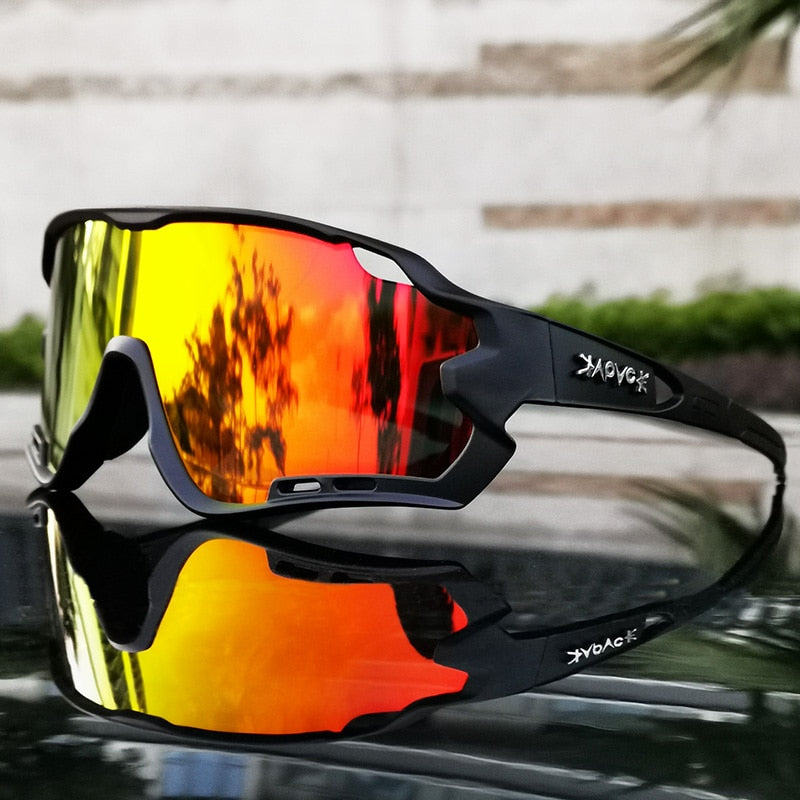 Photochromic sunglasses