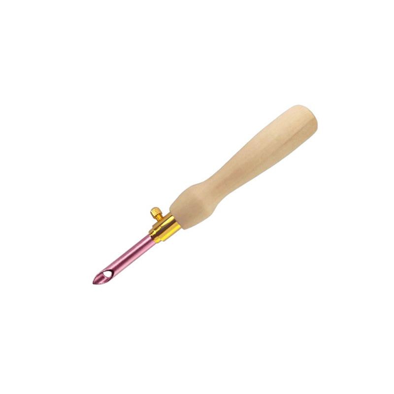 Embroidery needle set