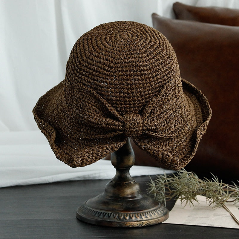 Wide brim straw hat