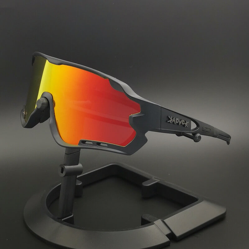 Photochromic sunglasses