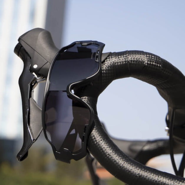 Photochromic sunglasses