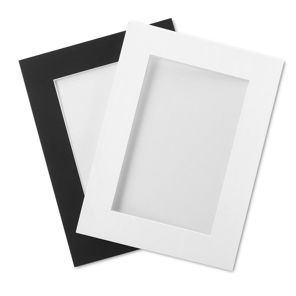 Interchangeable photo frame set