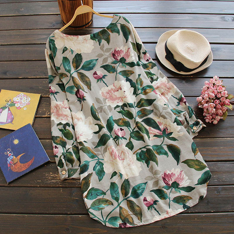 Retro Floral Dress with Long Sleeves