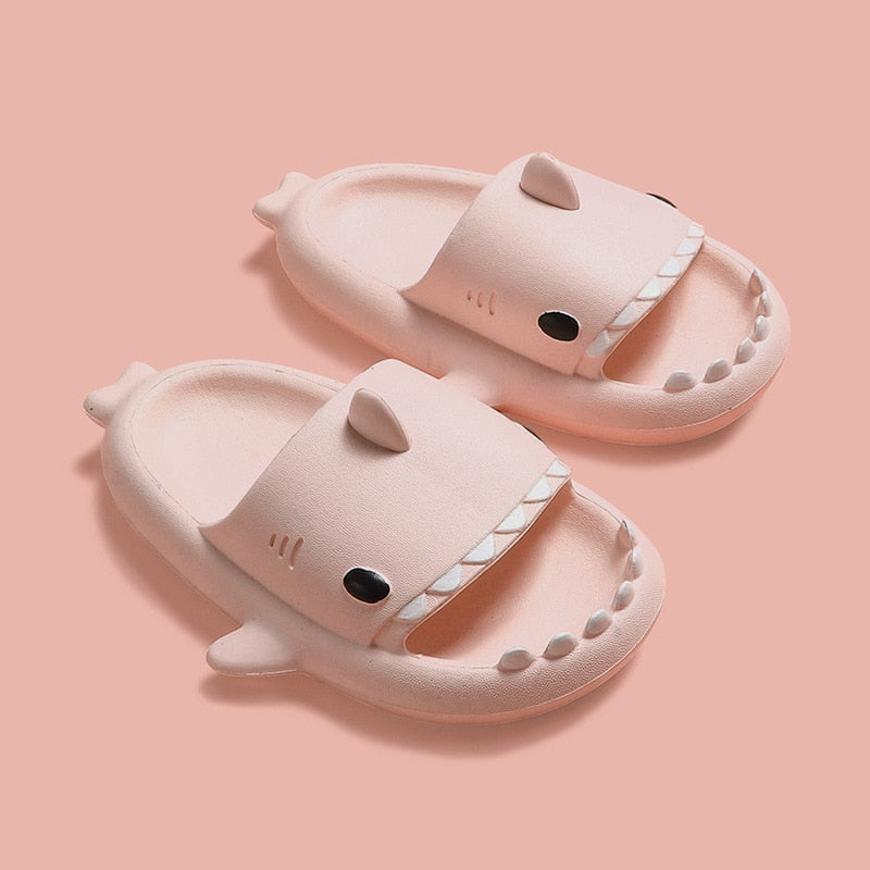 Baby and children's slippers with shark
