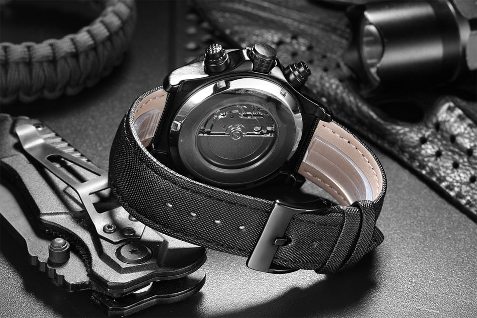 Automatic self-winding watch