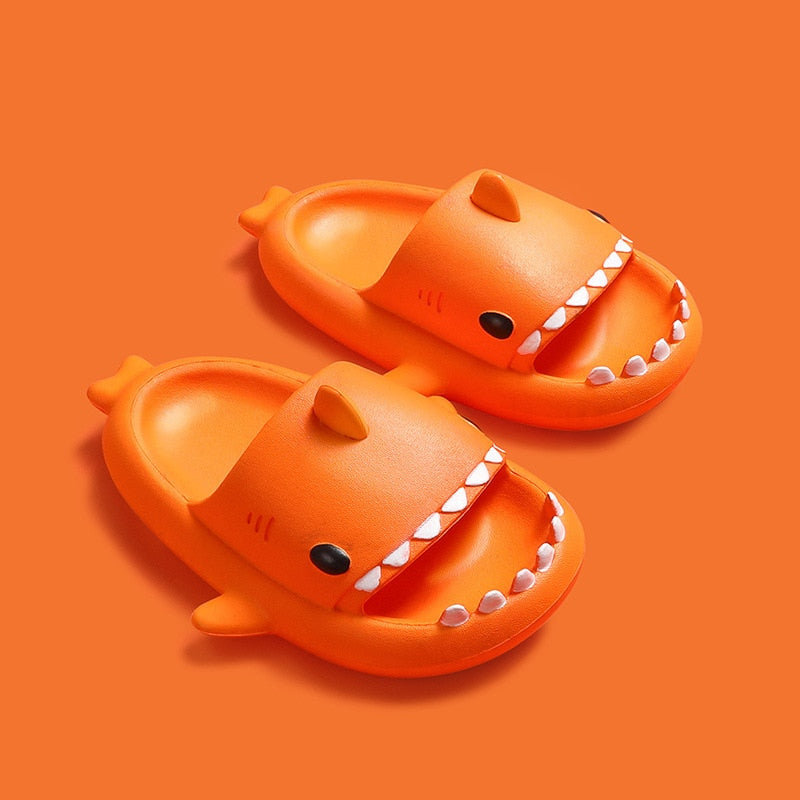 Baby and children's slippers with shark
