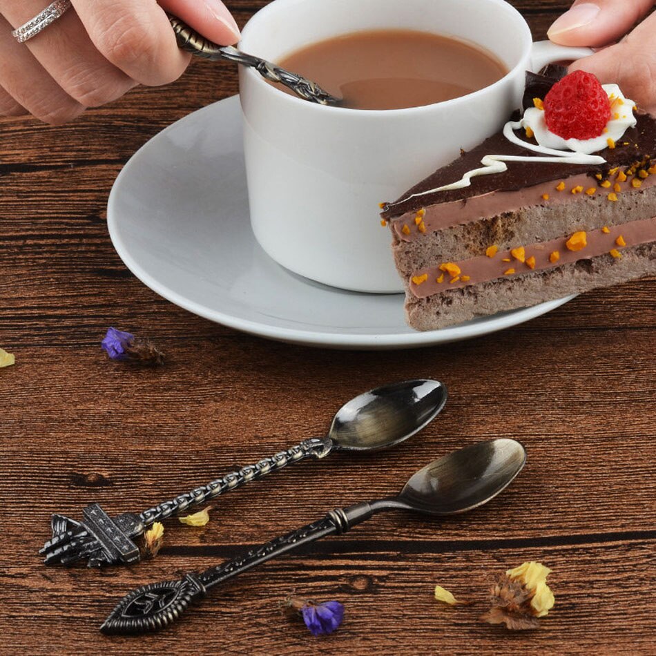 Vintage spoon set