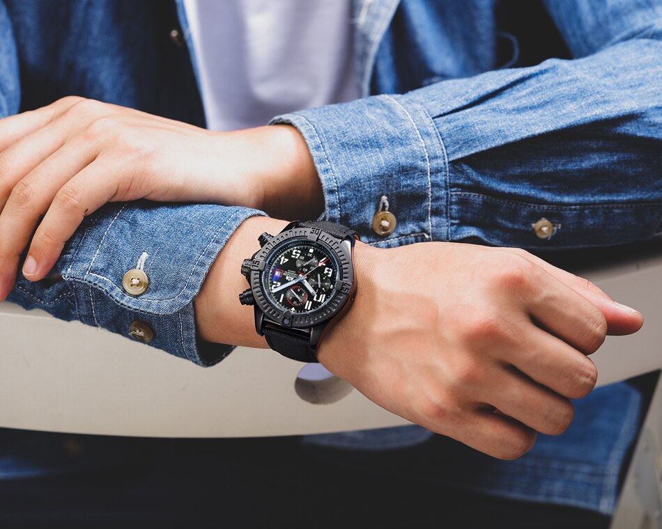 Automatic self-winding watch