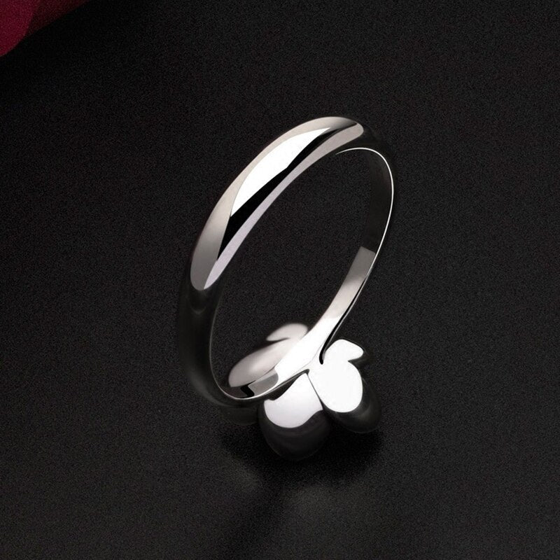 BLACK DAHLIA FLOWERY RING