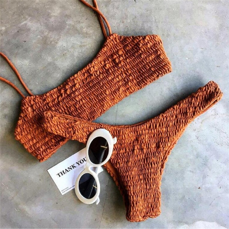 Bikini set with pleats