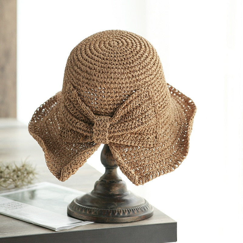 Wide brim straw hat