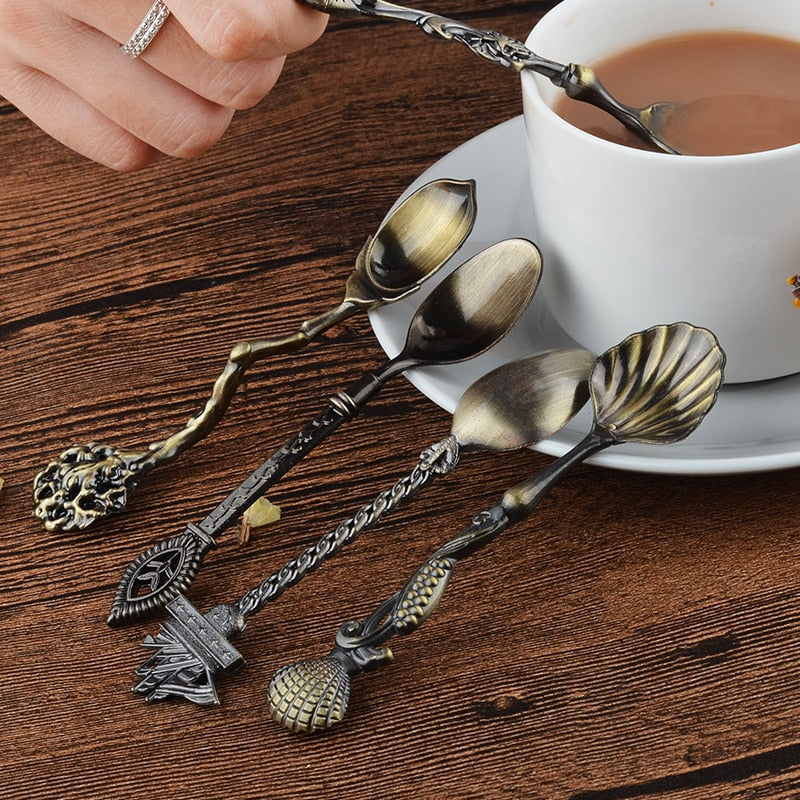 Vintage spoon set