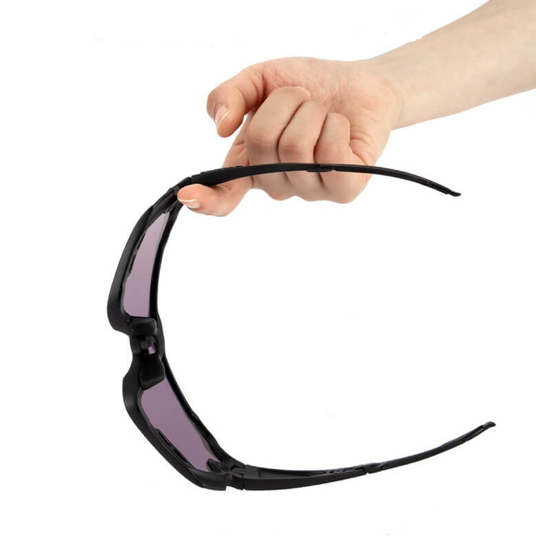 Photochromic sunglasses