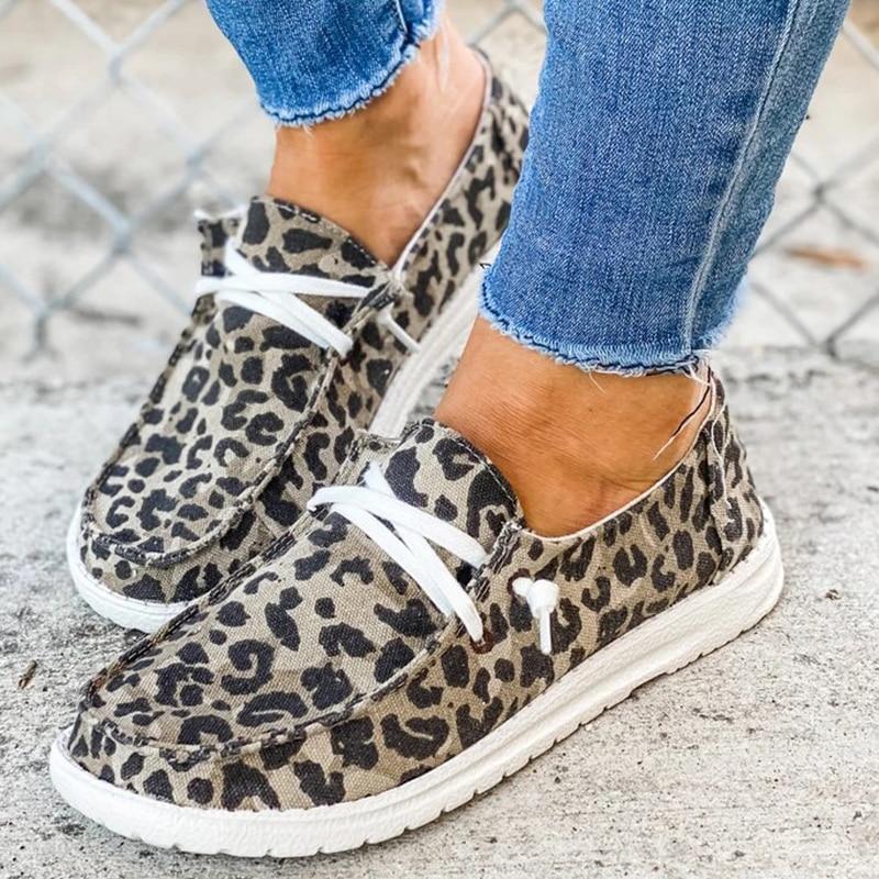 Women's Canvas Lace-Up Loafers
