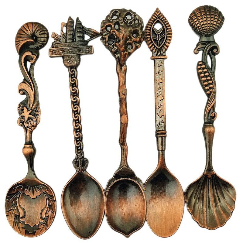 Vintage spoon set