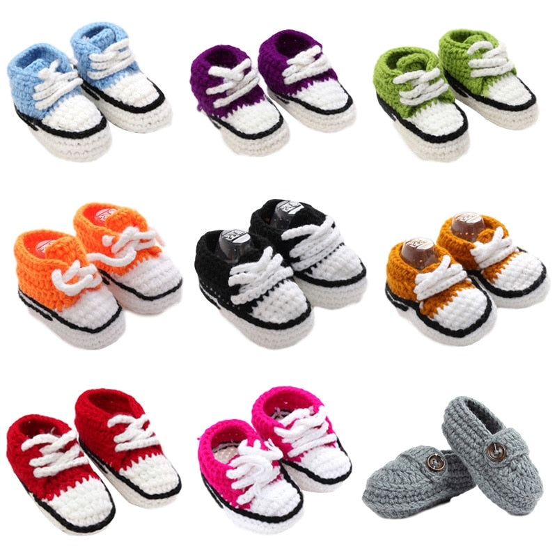 Knitted lace-up shoes