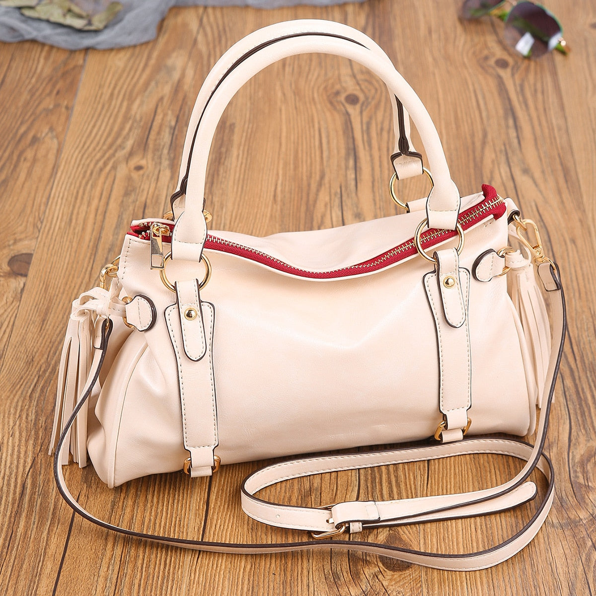 Soft leather ladies bag