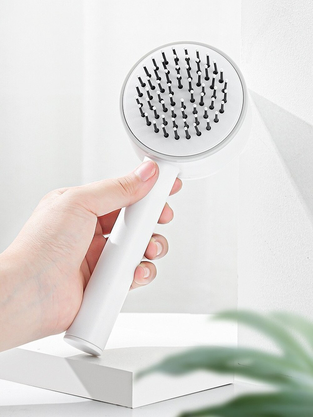 3D air cushion brush