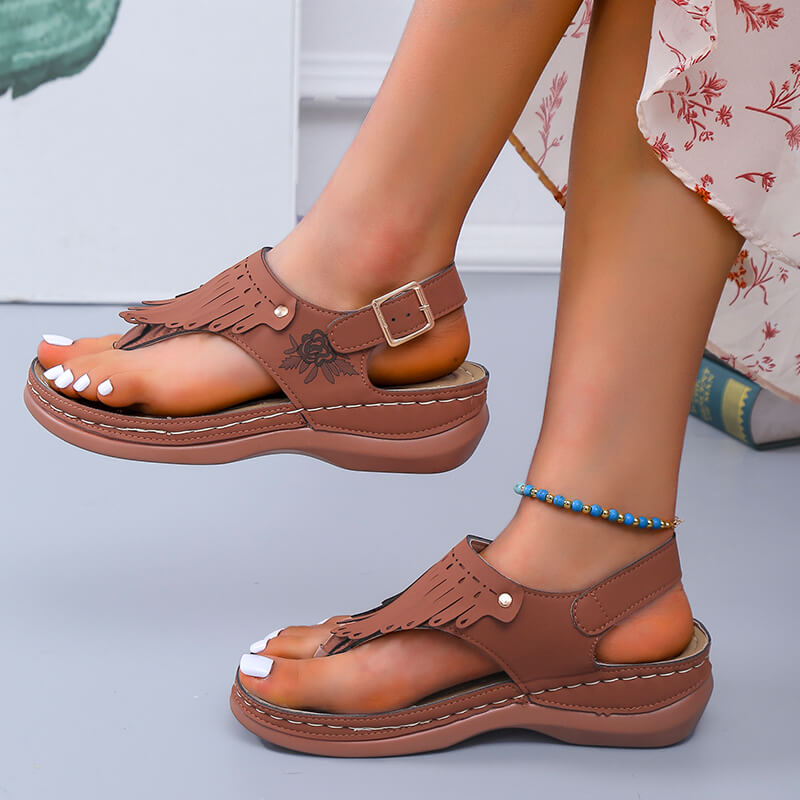 Sandaler med stranddusk