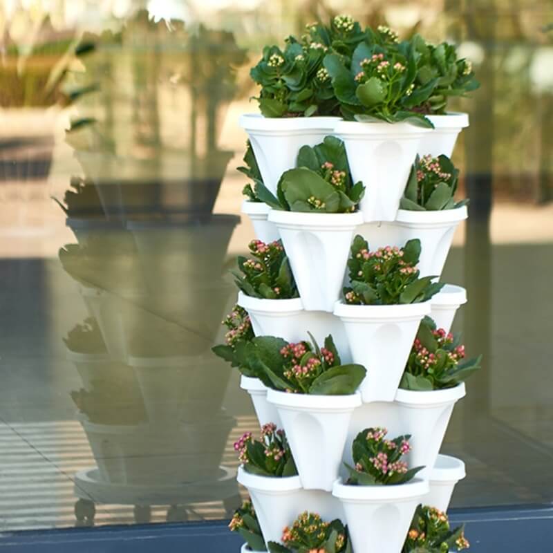 Strawberry stackable plant pots