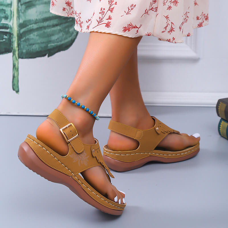 Sandaler med stranddusk
