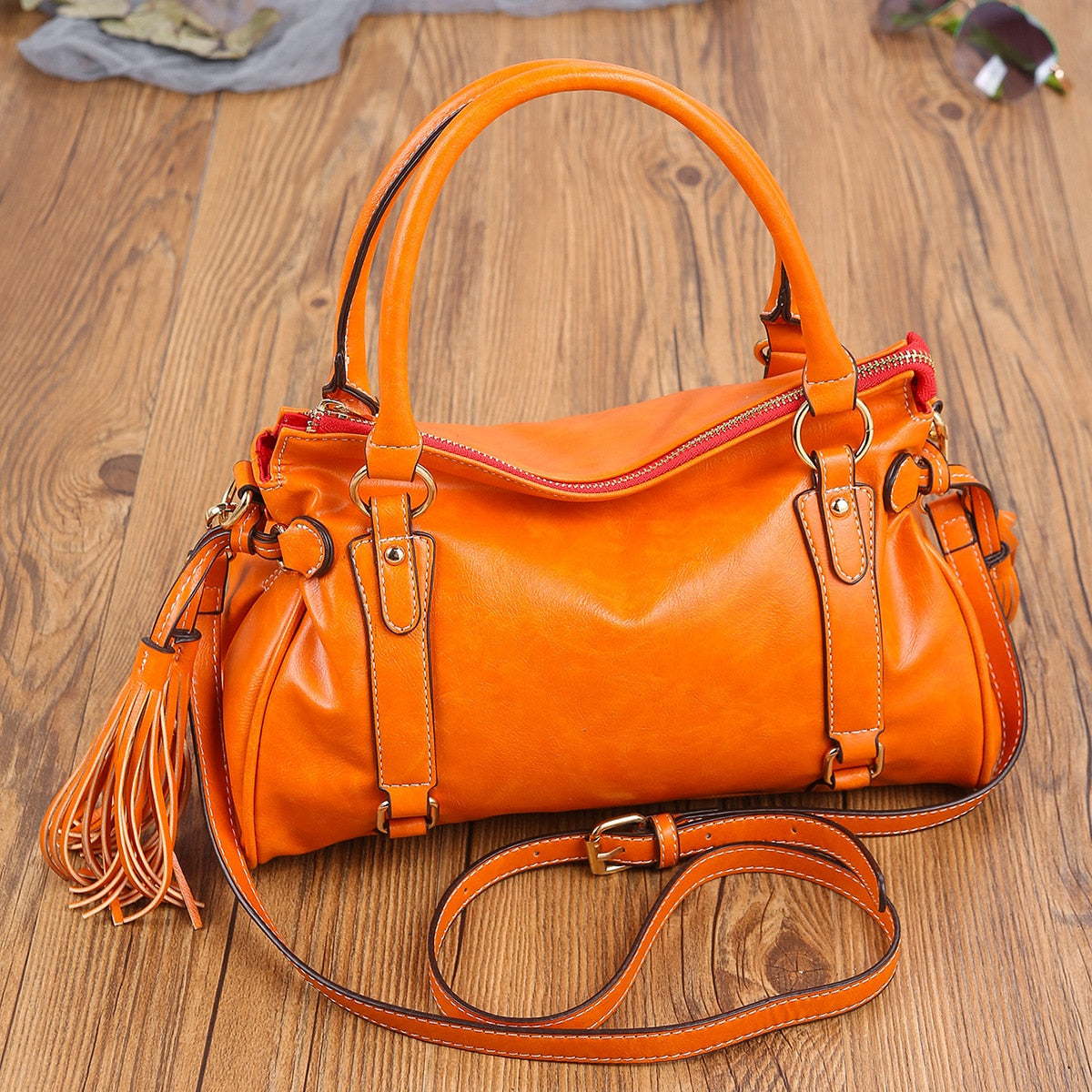 Soft leather ladies bag