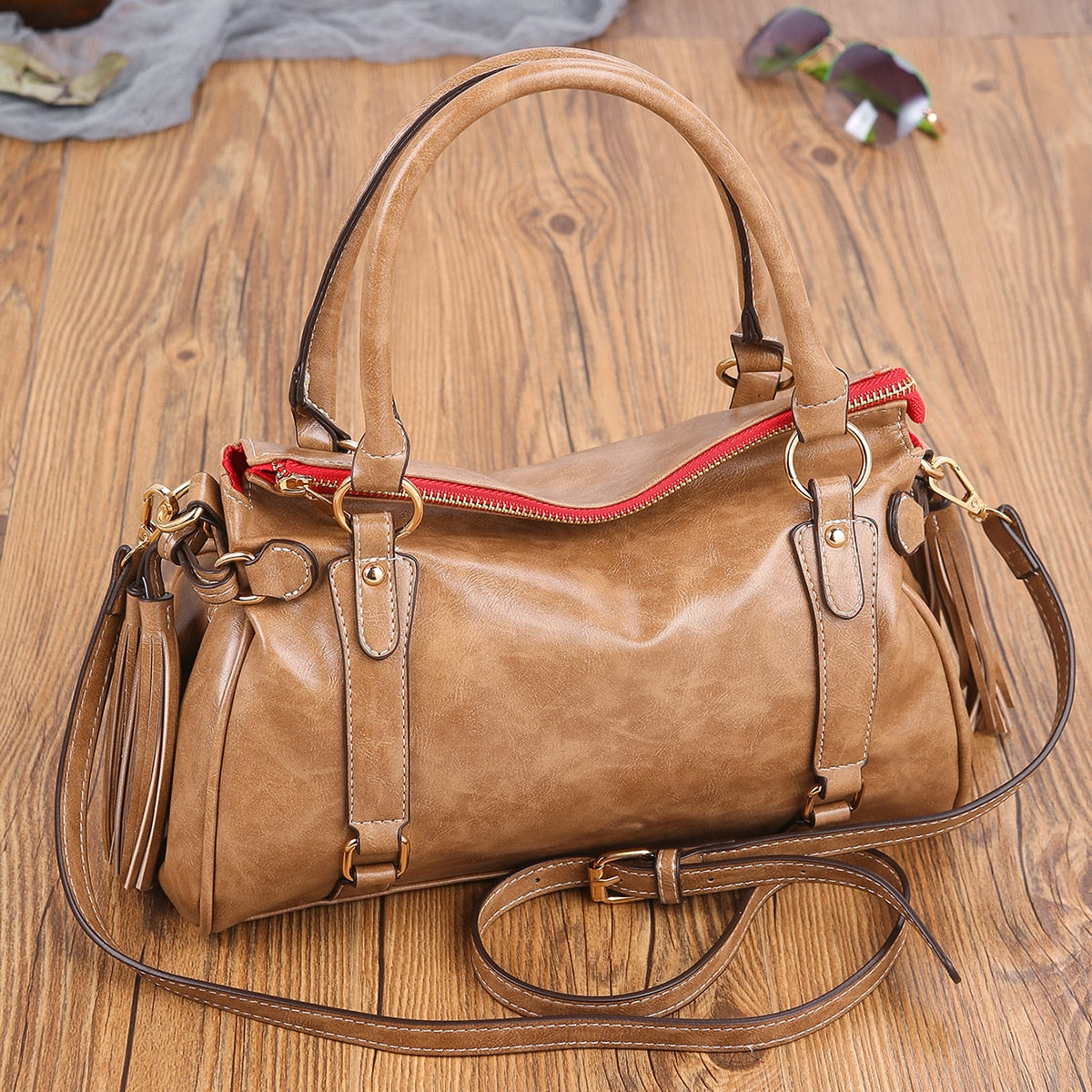 Soft leather ladies bag